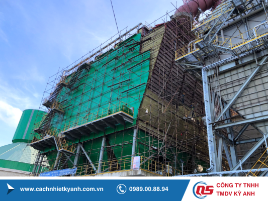THI CÔNG CÁCH NHIỆT BẰNG BỌT THỦY TINH CELLULAR GLASS TRONG CÁCH NHIỆT LẠNH