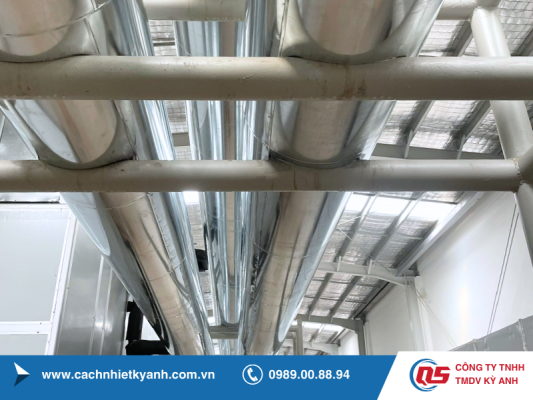 THI CÔNG CÁCH NHIỆT BẰNG BỌT THỦY TINH CELLULAR GLASS TRONG CÁCH NHIỆT LẠNH