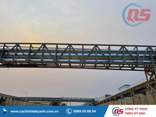 THI CÔNG CÁCH NHIỆT BẰNG BỌT THỦY TINH CELLULAR GLASS TRONG CÁCH NHIỆT LẠNH