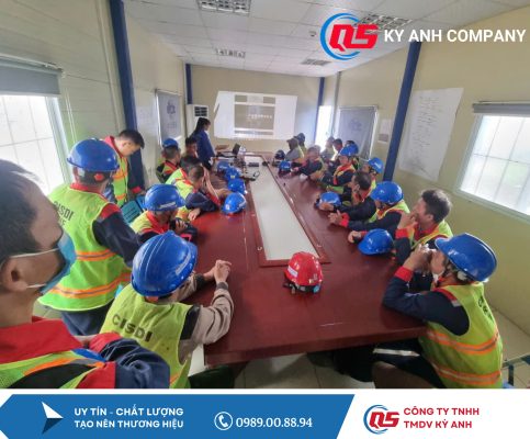 THI CÔNG CÁCH NHIỆT BẰNG BỌT THỦY TINH CELLULAR GLASS TRONG CÁCH NHIỆT LẠNH