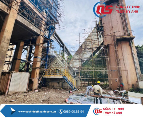 THI CÔNG CÁCH NHIỆT BẰNG BỌT THỦY TINH CELLULAR GLASS TRONG CÁCH NHIỆT LẠNH